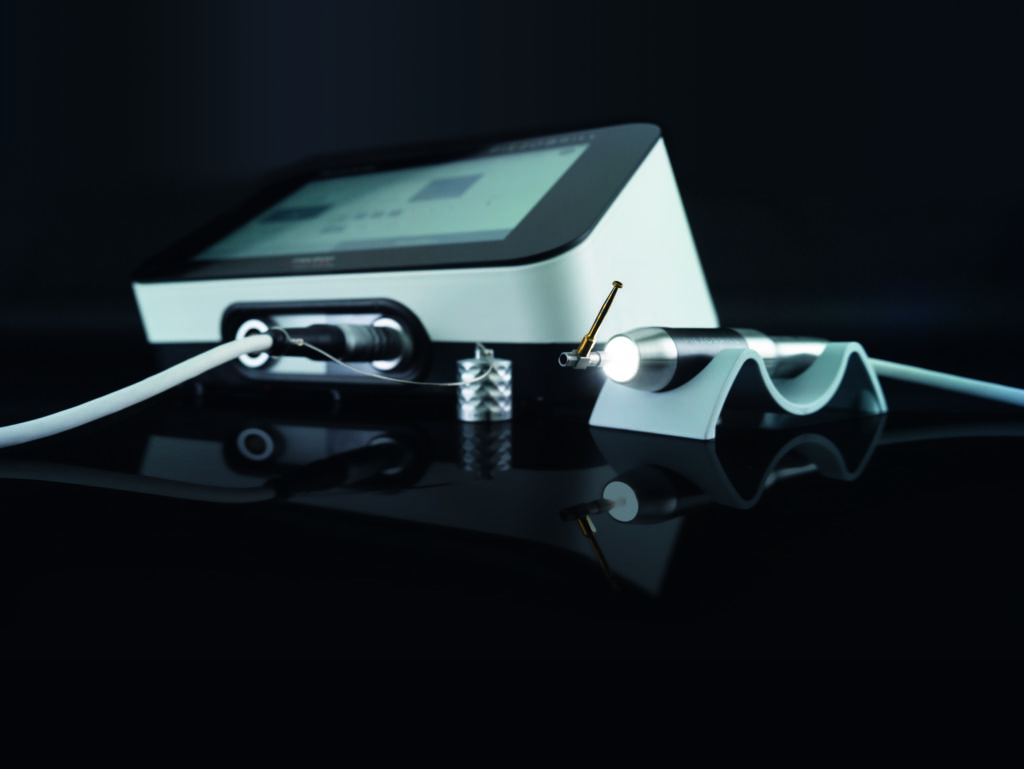 CORSO TEORICO E PRATICO:                                                                  La piezochirurgia oggi: strategie pratiche per un trattamento odontoiatrico più semplice ed efficace